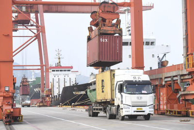 稅收服務(wù)提質(zhì)增效助力機(jī)械進(jìn)出口創(chuàng)新高